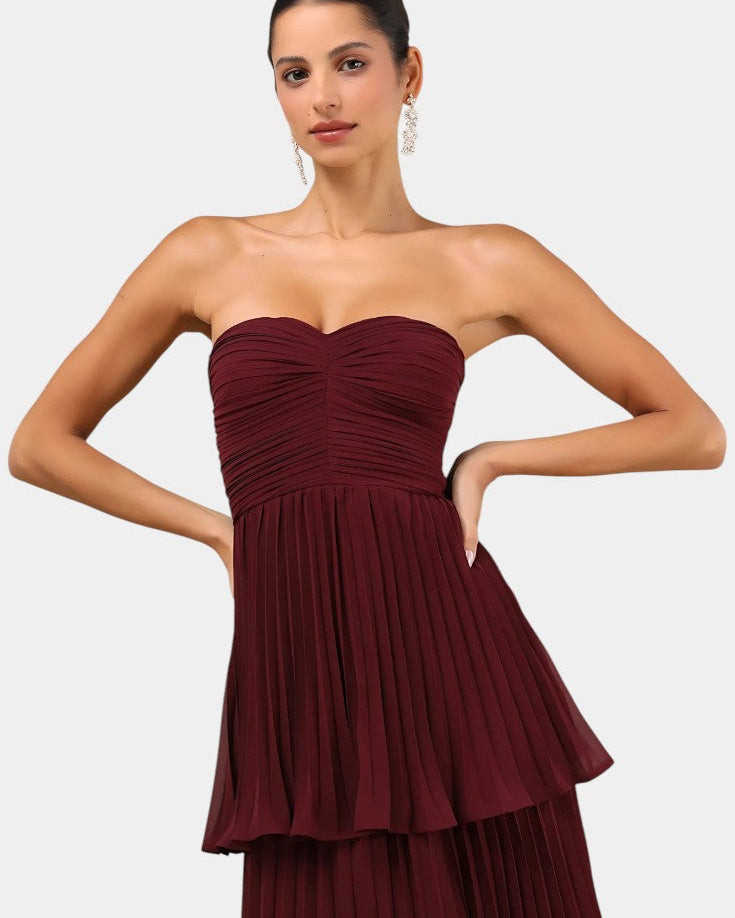 June Vestido de Volantes con Escote Corazón y Silueta en Capas