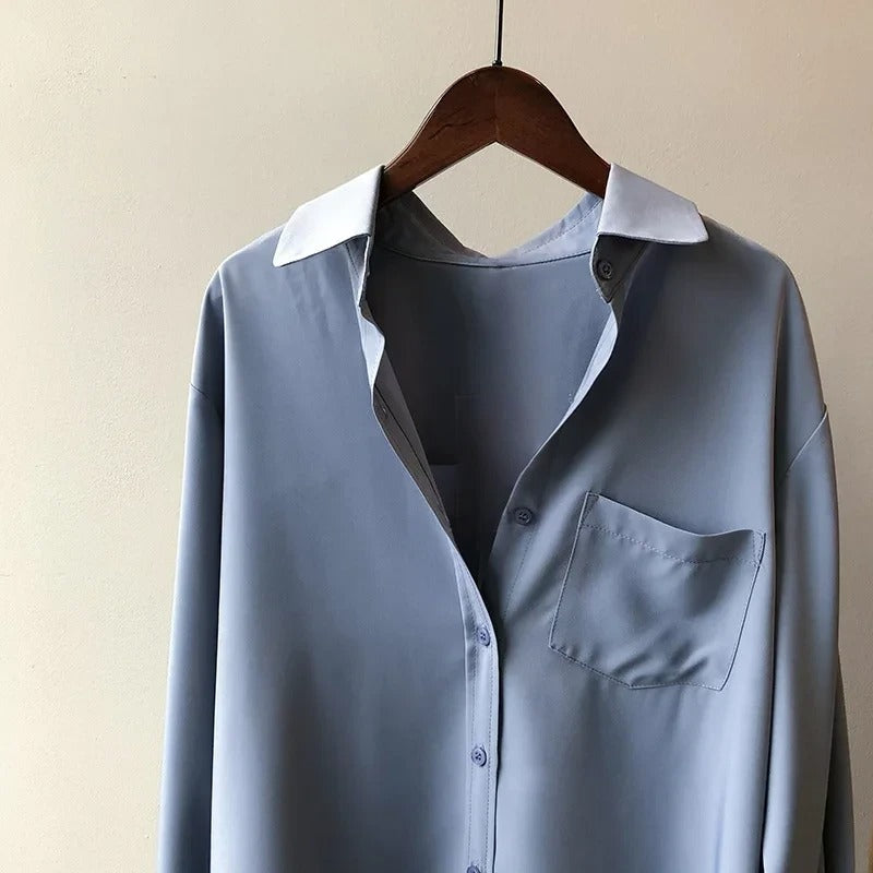 ELLIE - ELEGANCIA ATEMPORAL EN BLUSA DE SEDA