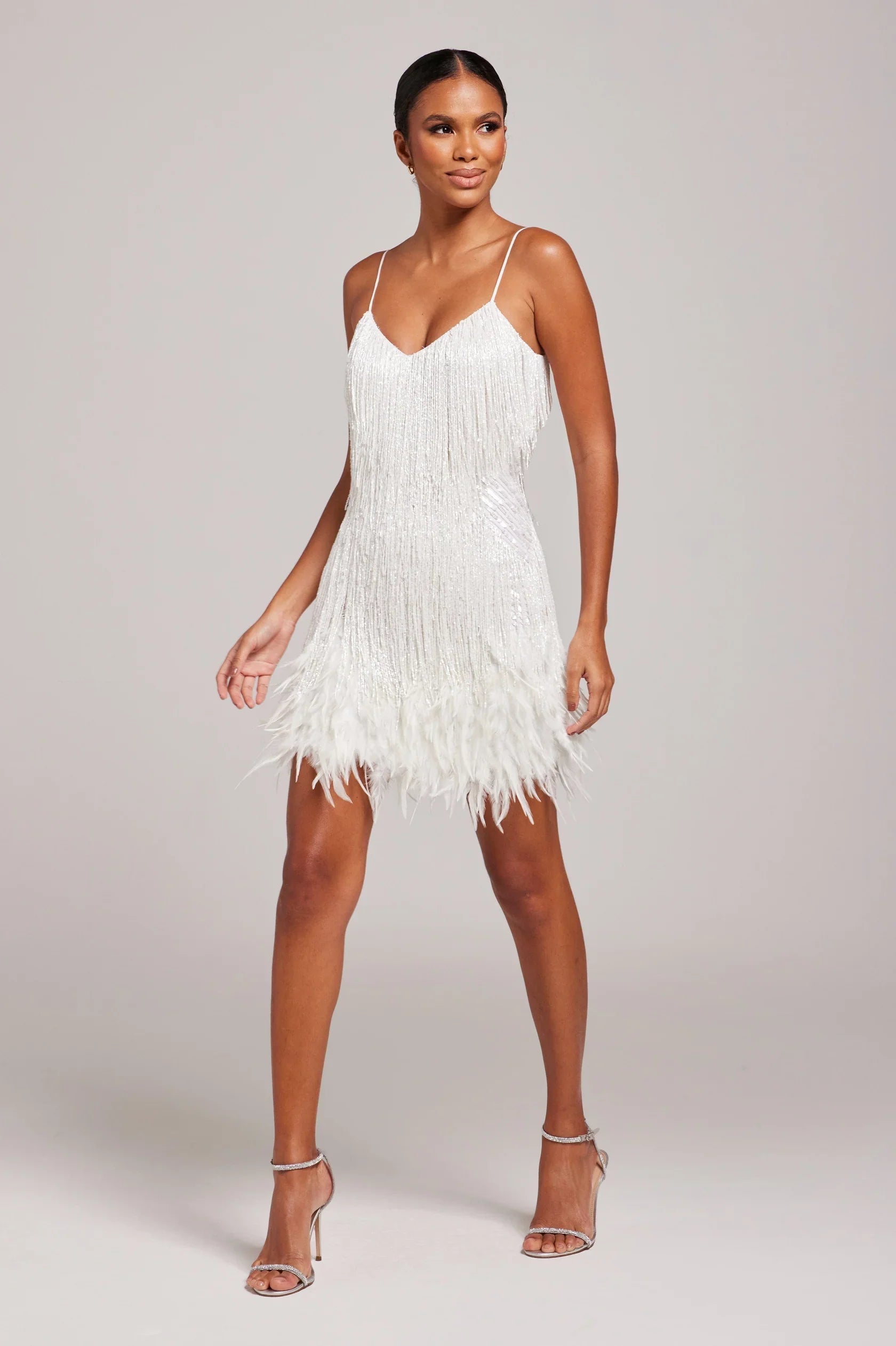 JOYCÈLE - VESTIDO DE NOCHE MODERNO CON PLUMAS