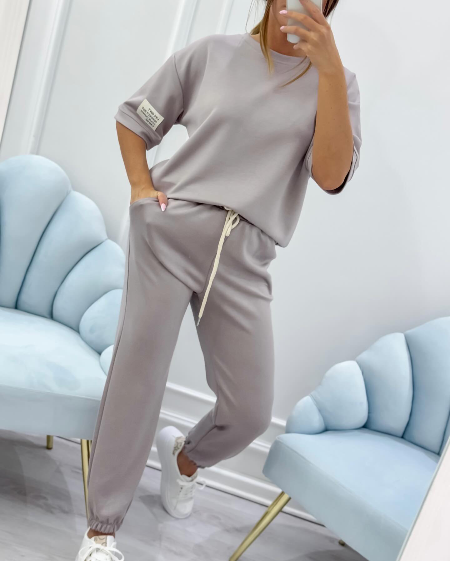 Conjunto Casual para Damas: Top Sólido y Pantalones
