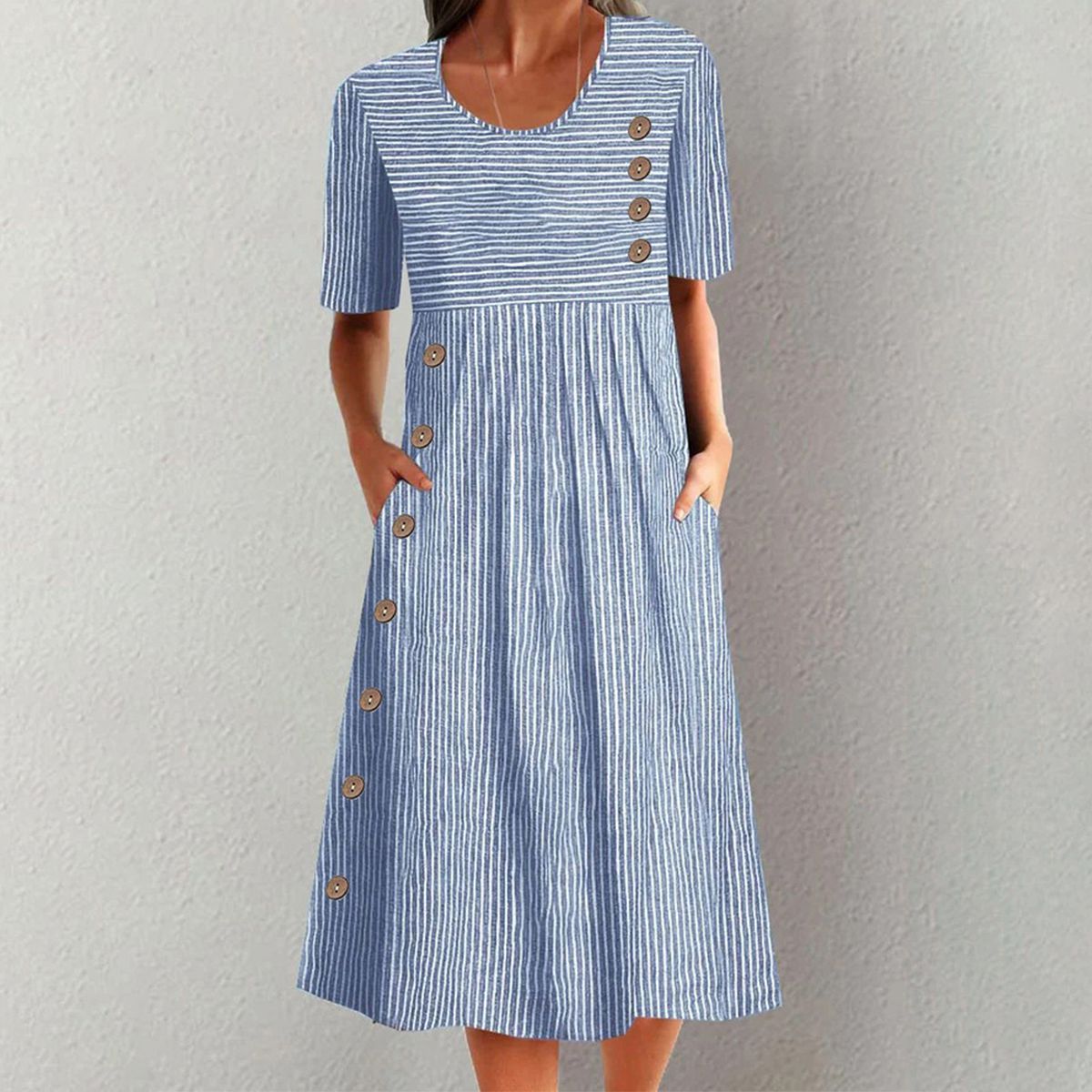 Callie | Vestido Midi Clásico a Rayas con Botones