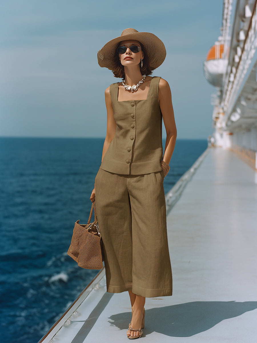 Conjunto atemporal de top blanco de algodón-lino con escote cuadrado y pantalones capri a juego
