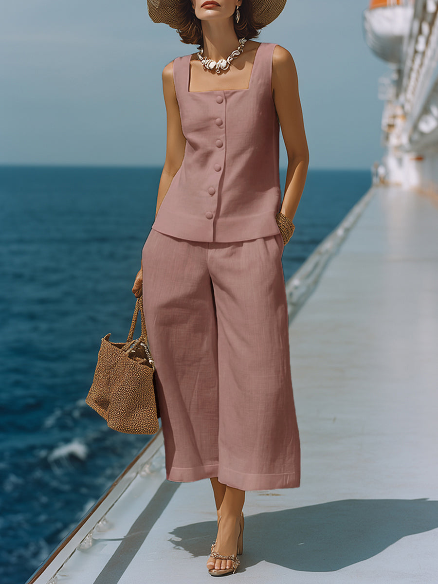 Conjunto atemporal de top blanco de algodón-lino con escote cuadrado y pantalones capri a juego