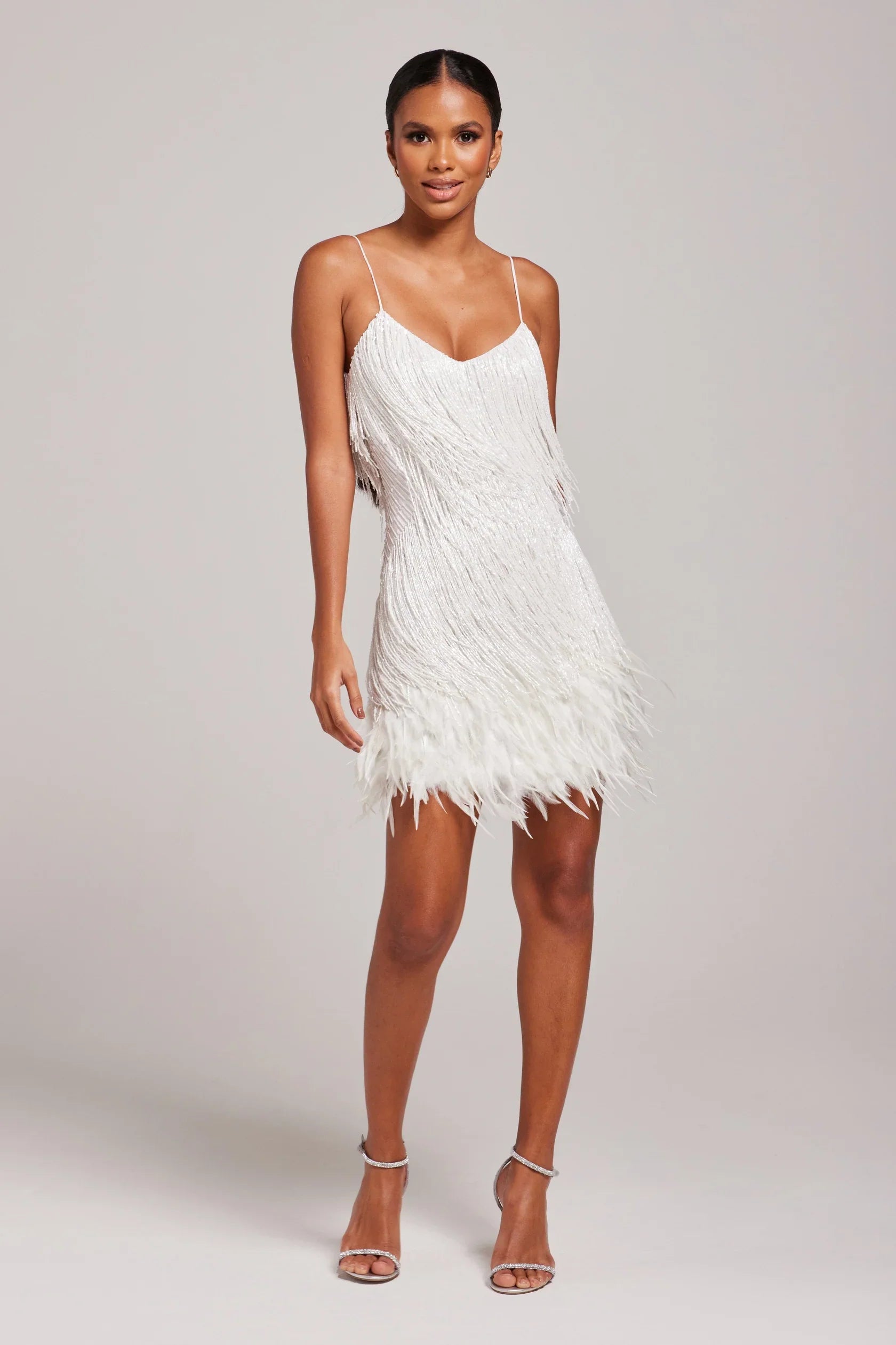 JOYCÈLE - VESTIDO DE NOCHE MODERNO CON PLUMAS