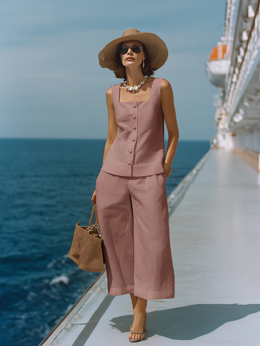 Conjunto atemporal de top blanco de algodón-lino con escote cuadrado y pantalones capri a juego