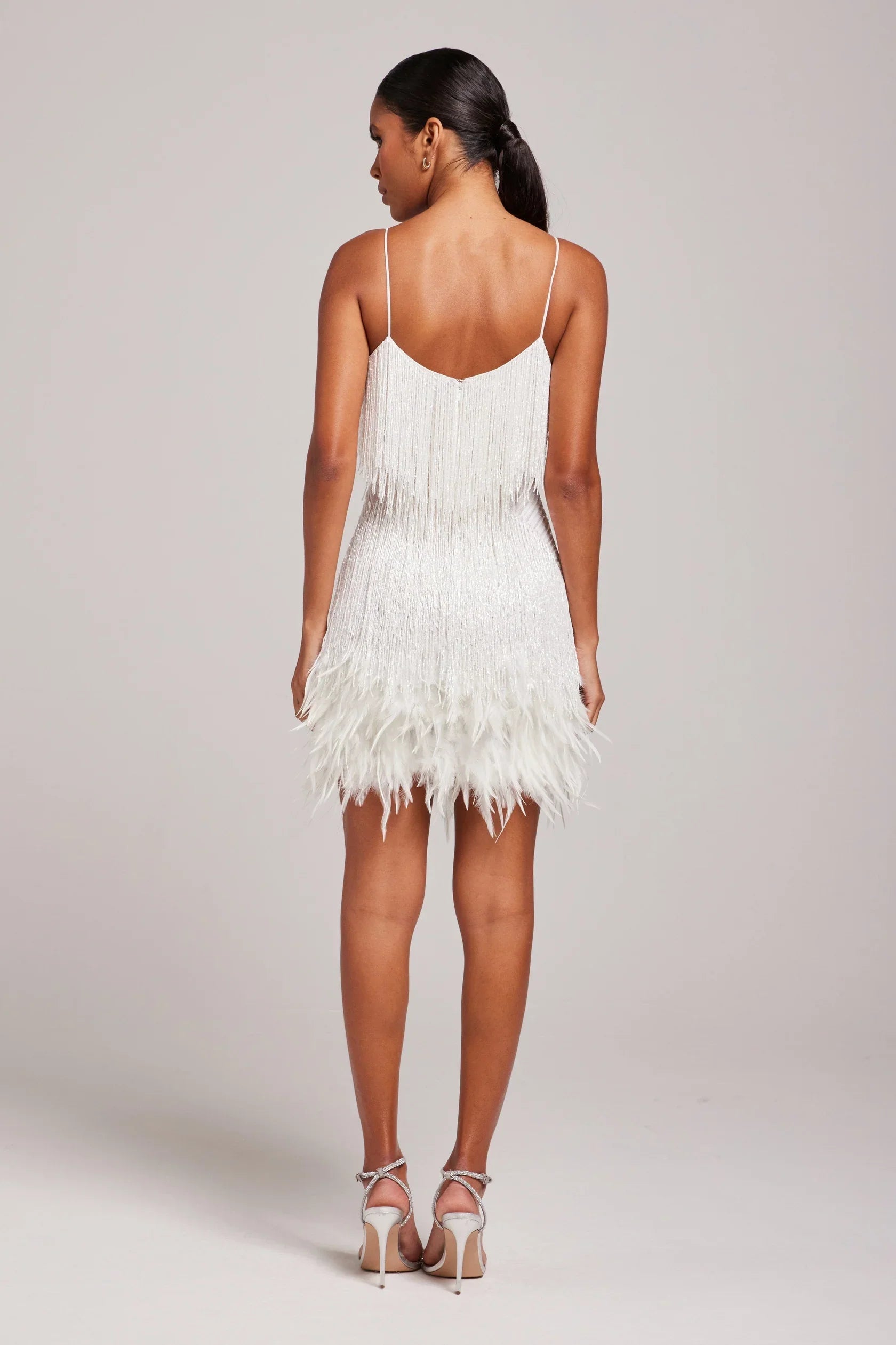 JOYCÈLE - VESTIDO DE NOCHE MODERNO CON PLUMAS