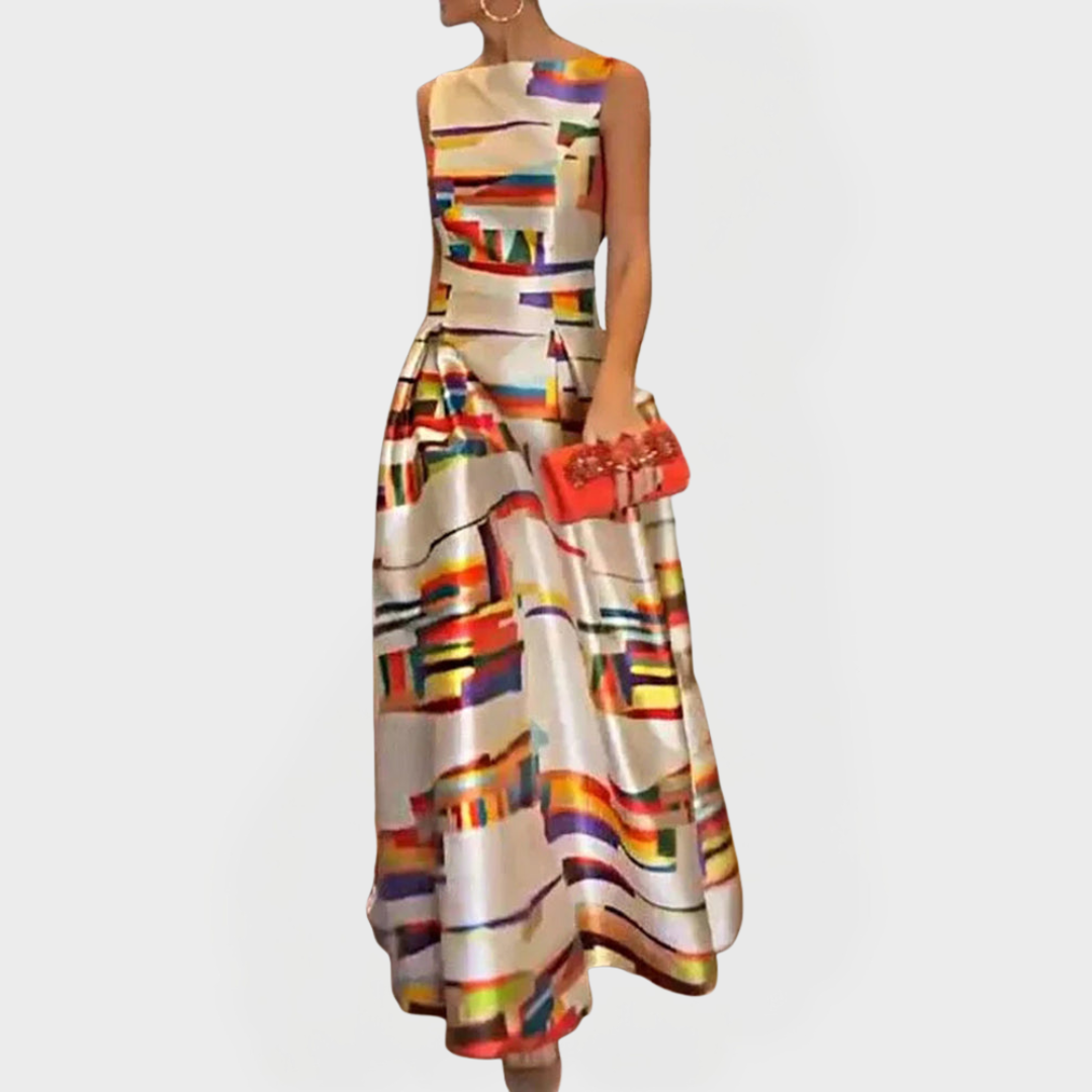Vestido Largo con Patrones Geométricos y Corte Moderno