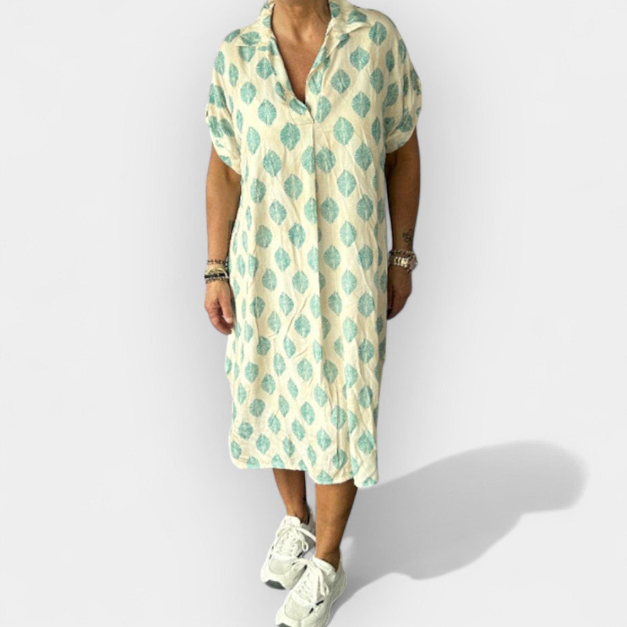 Vestido de Verano Liviano con Escote en V