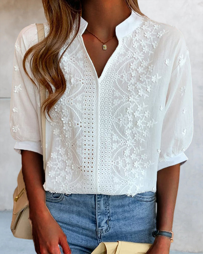 EMBERLY – BLUSA DE ENCAGE CON MANGAS ABULLONADAS