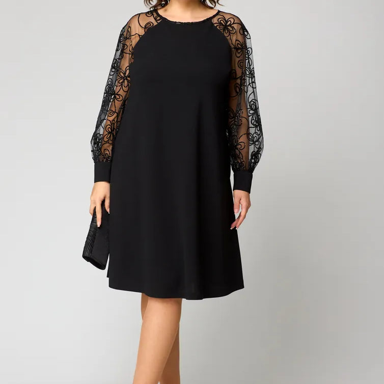 Elara - Vestido con Mangas de Encaje