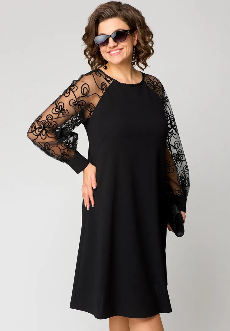 Elara - Vestido con Mangas de Encaje