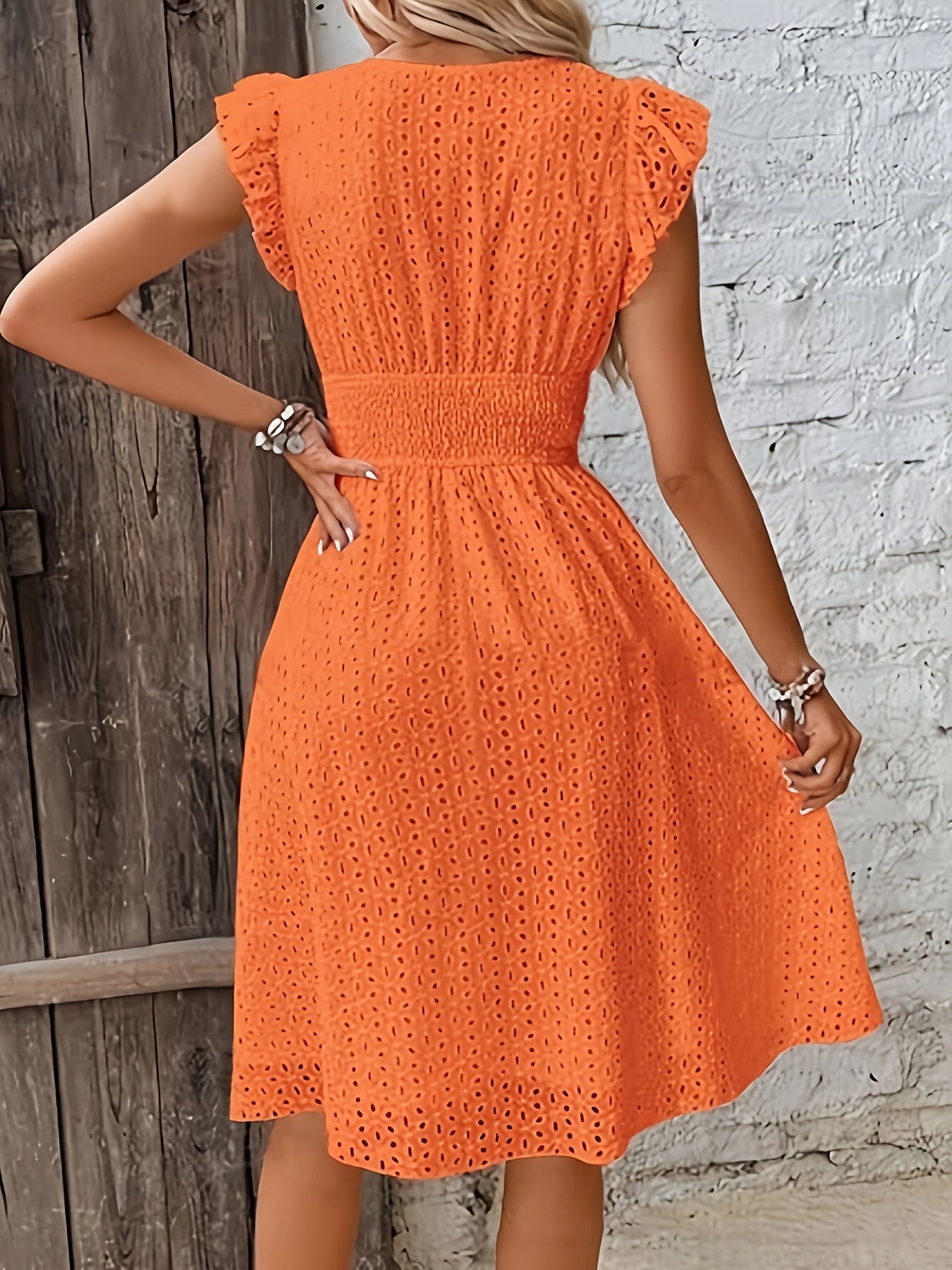 Vestido de Verano con Corte Acampanado y Escote en V para Mujeres