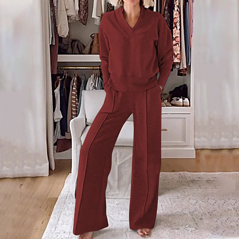 Carmela™ - Conjunto de Lounge con Escote en V Elegante