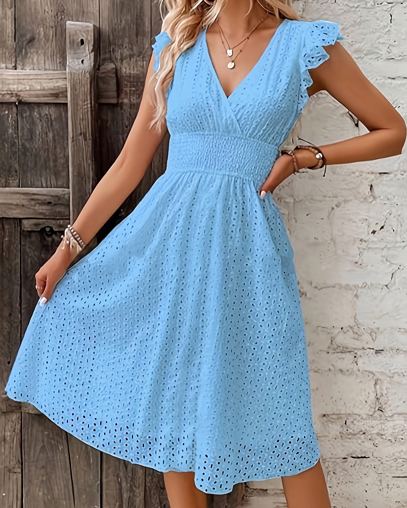 Vestido de Verano con Corte Acampanado y Escote en V para Mujeres