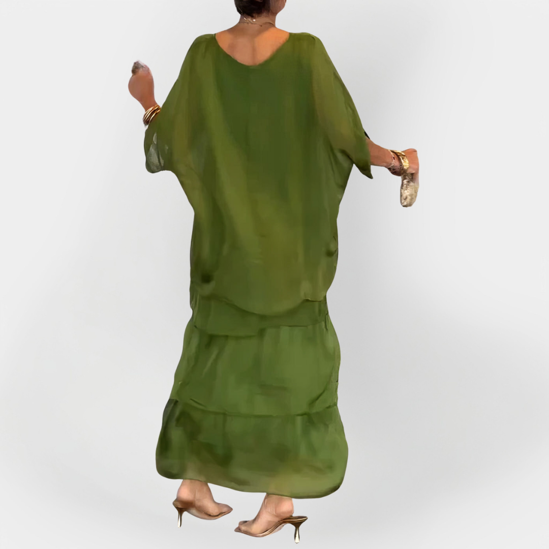 Vestido Plisado con Efecto de Doble Capa