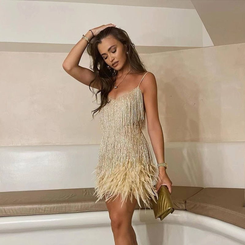 JOYCÈLE - VESTIDO DE NOCHE MODERNO CON PLUMAS