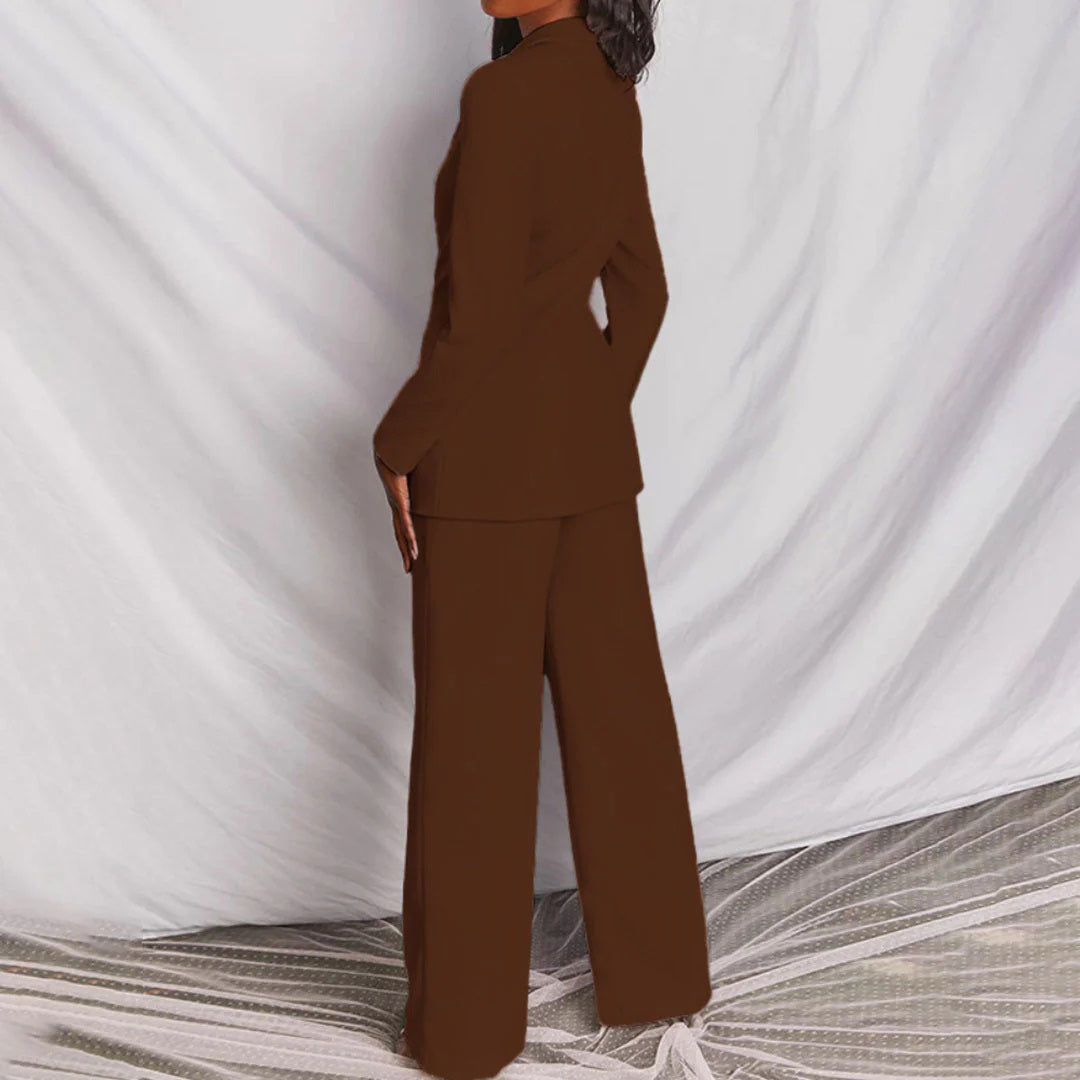 Lucia - Conjunto Chic de Blazer y Pantalón