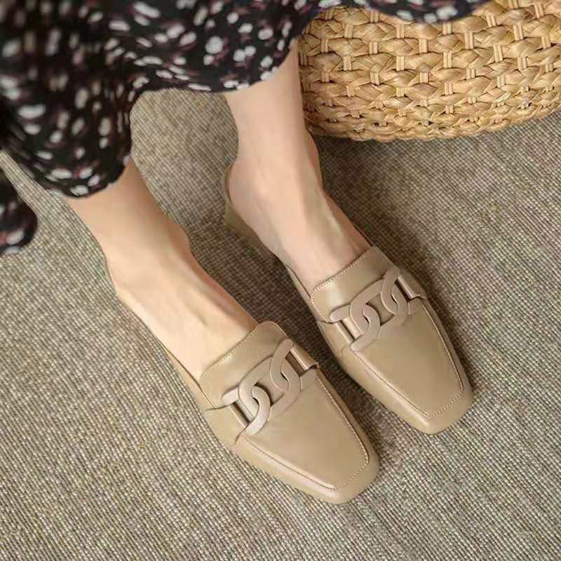 Clarisse | Zapatos tipo mocasín para mujer con tacón bajo y diseño elegante