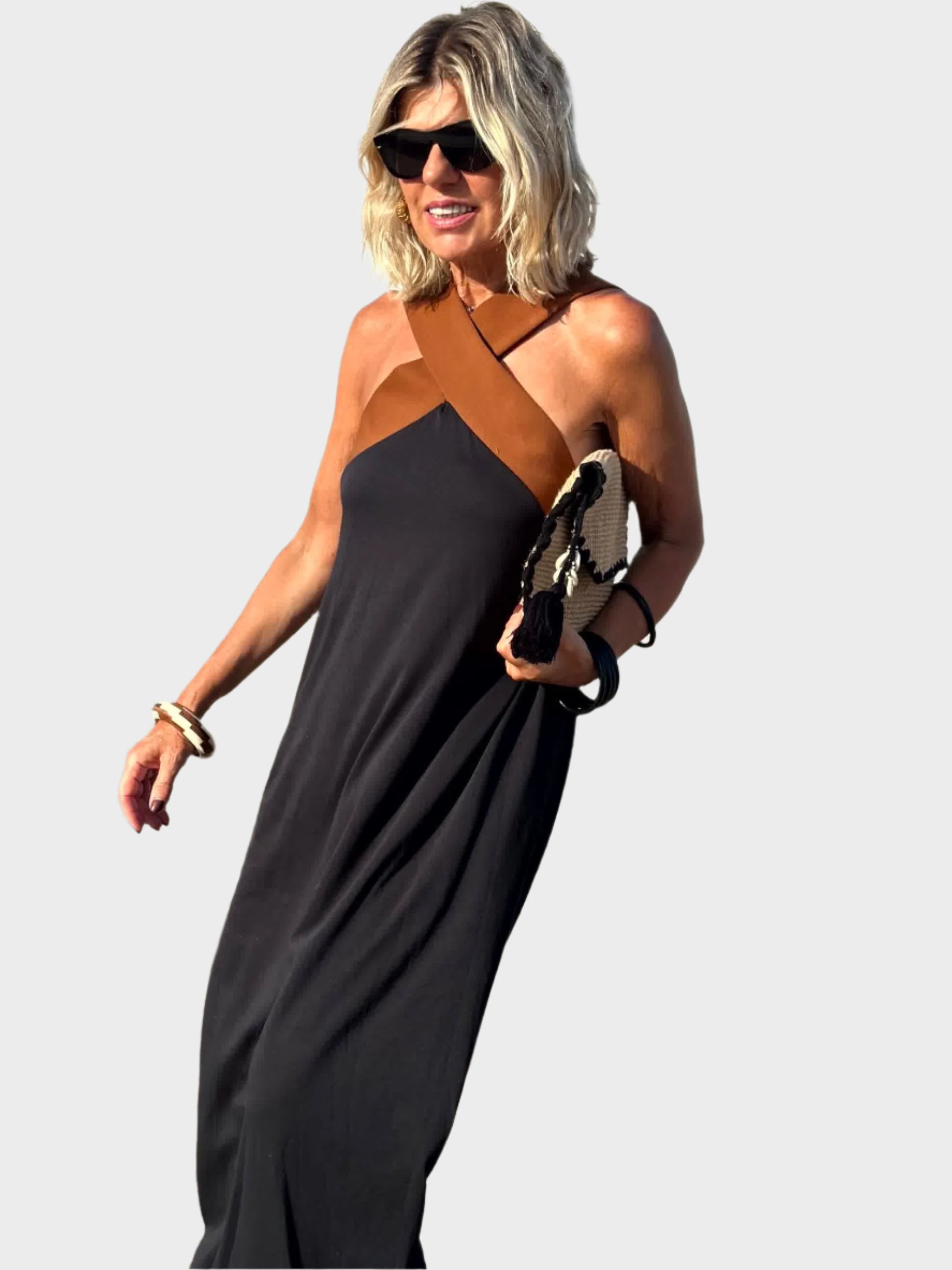 Vestido Elegante Sin Espalda con Cuello Cruzado Moderno