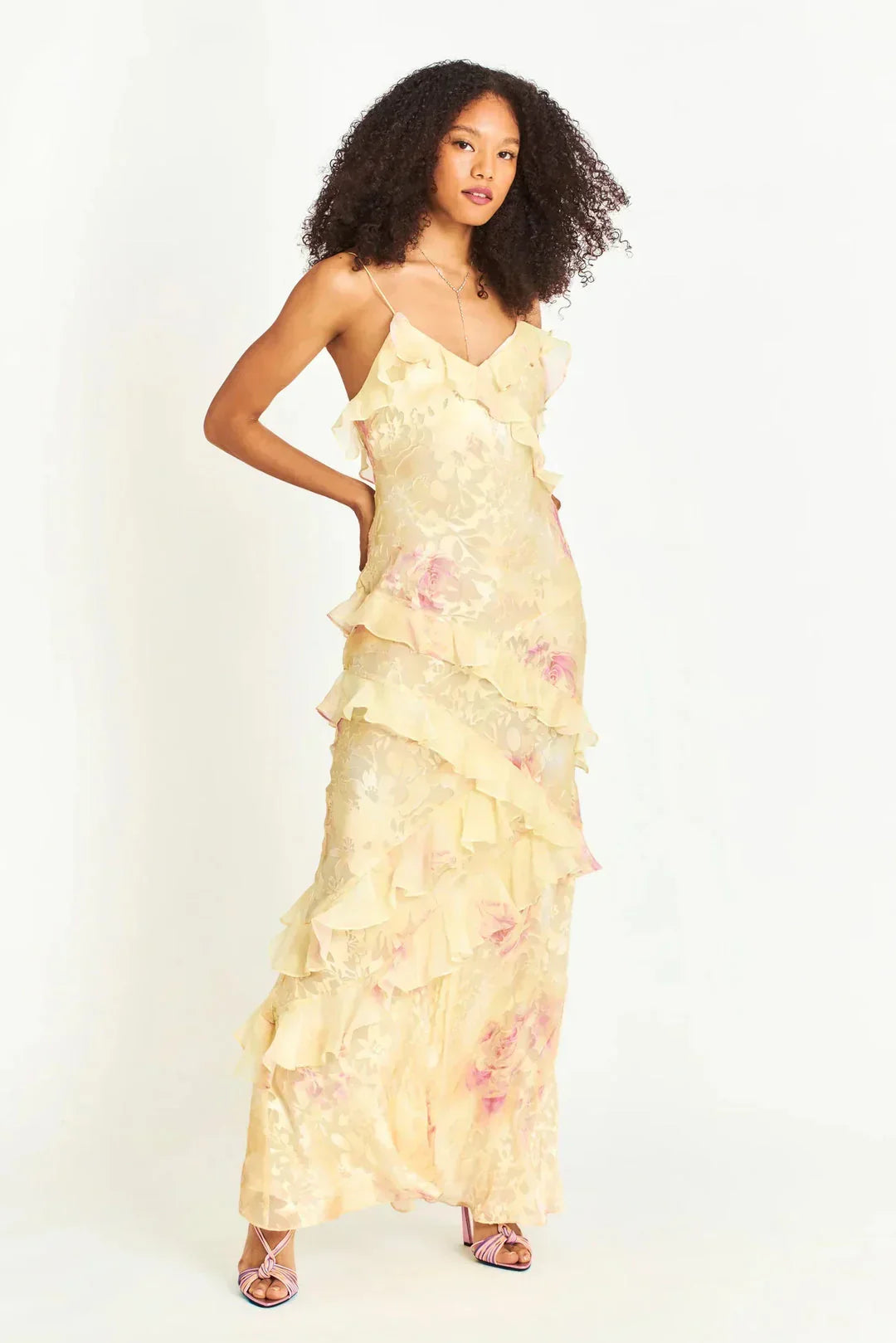 Julie - Vestido Maxi con Volantes de Flujo Etéreo