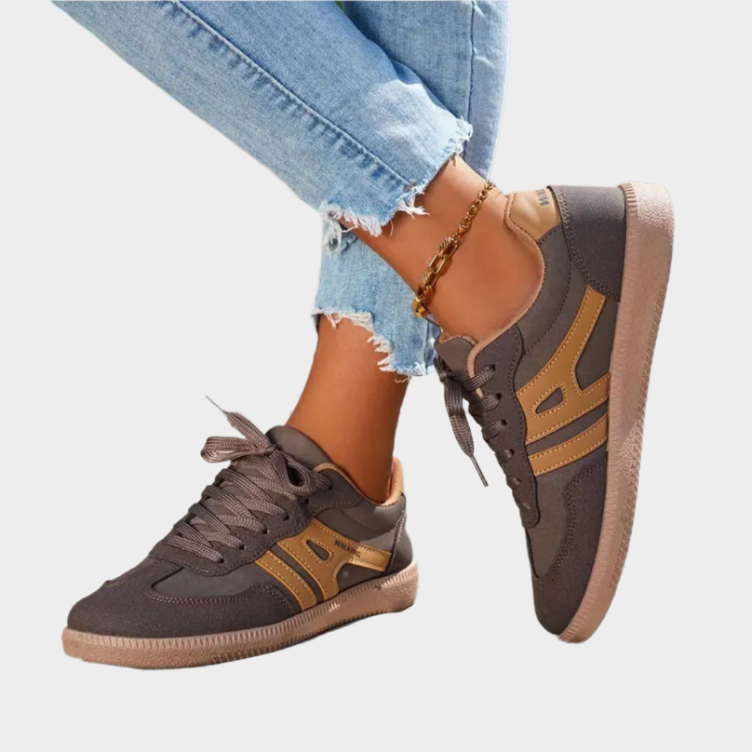 Zapatos Deportivos con Detalles Retro