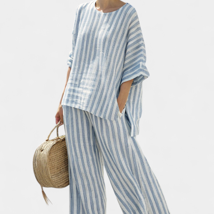 Leigh | Sofisticado top de lino a rayas azules y pantalones holgados