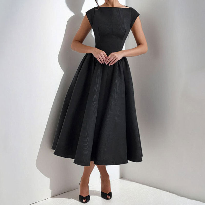 Adele - Vestido Midi con Manga Corta Estructurada