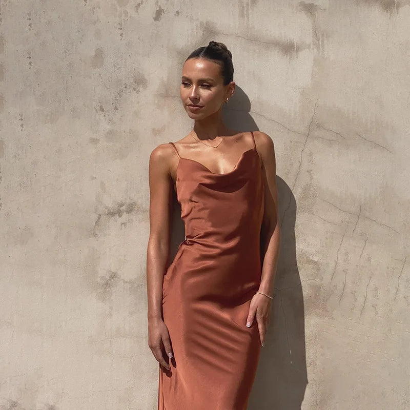 Daira™ | Vestido largo de satén