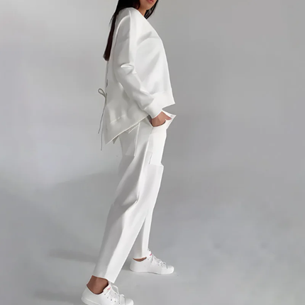 Lotte | Conjunto de Dos Piezas con Cuello Redondo y Mangas Largas