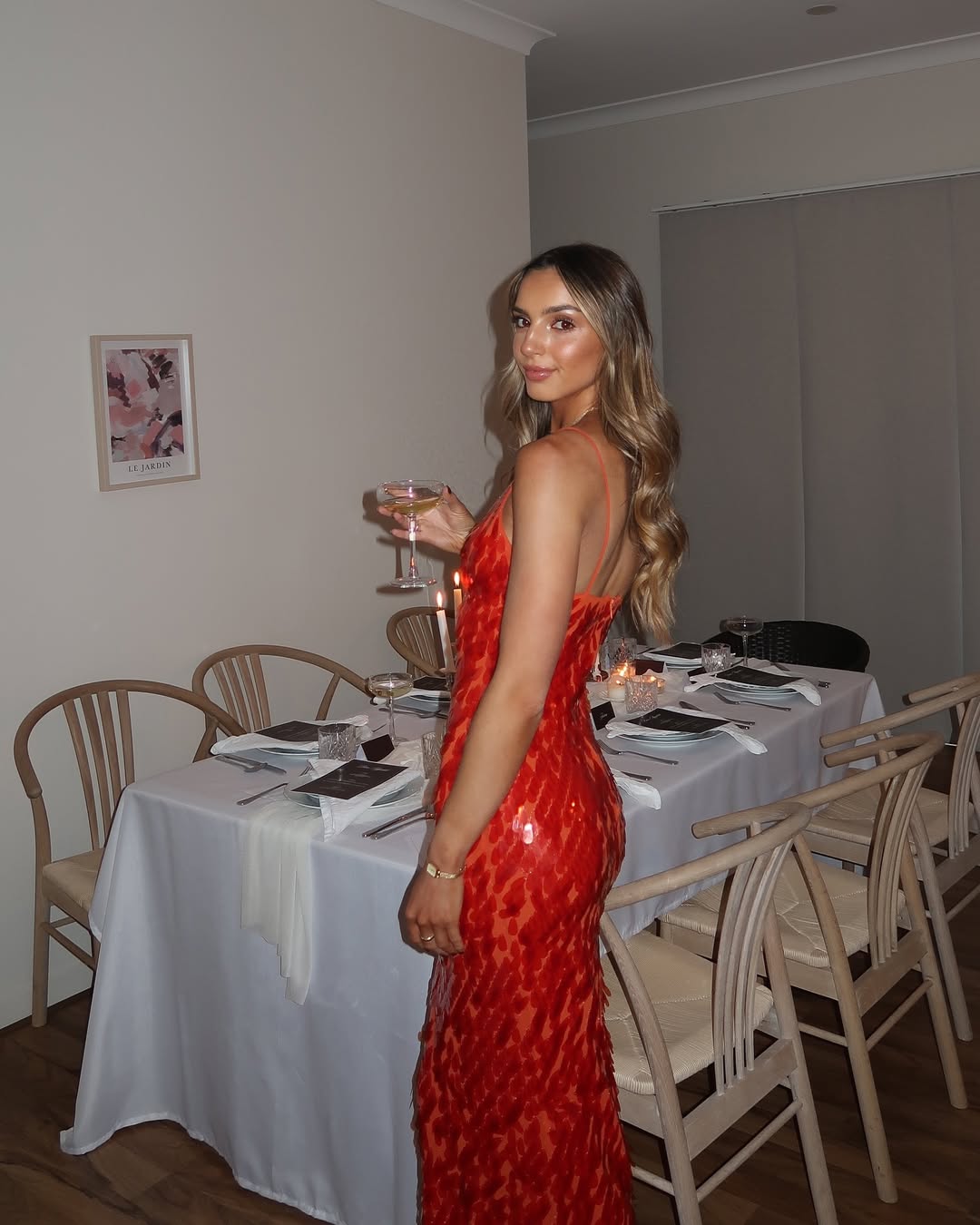 Nina – Vestido Drapé Intemporal