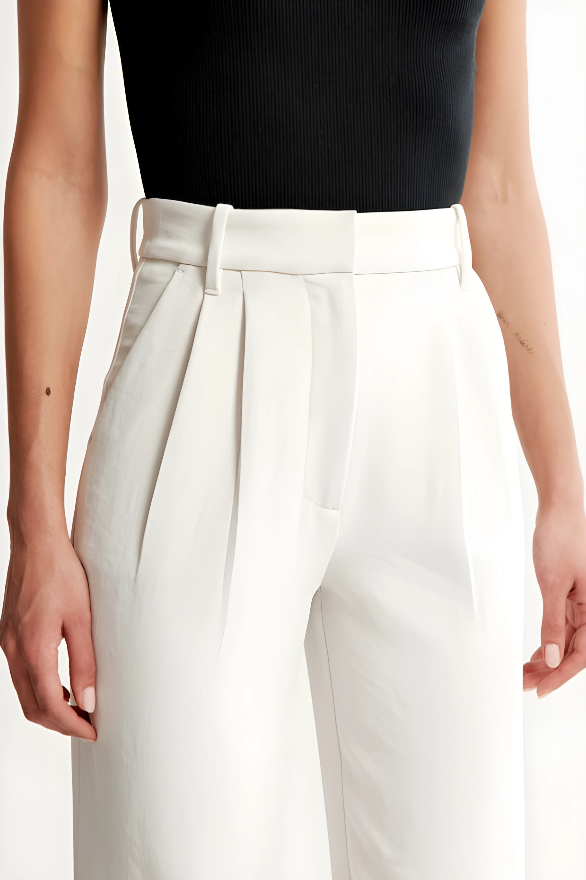 Tinashe | Pantalones Tailored de Pierna Ancha