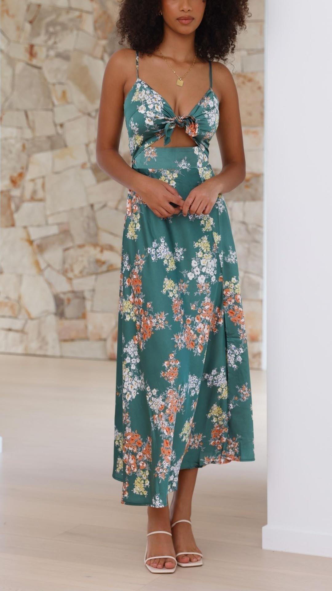 VESTIDO FLORAL DE SATÉN