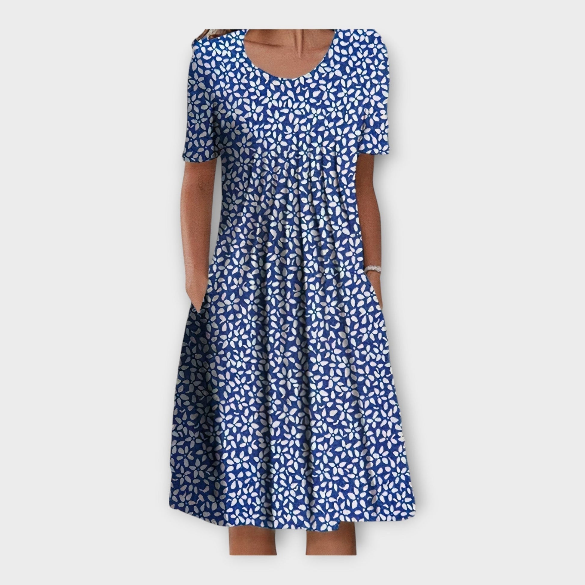 Vestido con Patrón Floral y Mangas Cortas