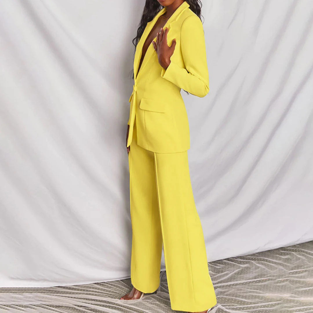 Lucia - Conjunto Chic de Blazer y Pantalón