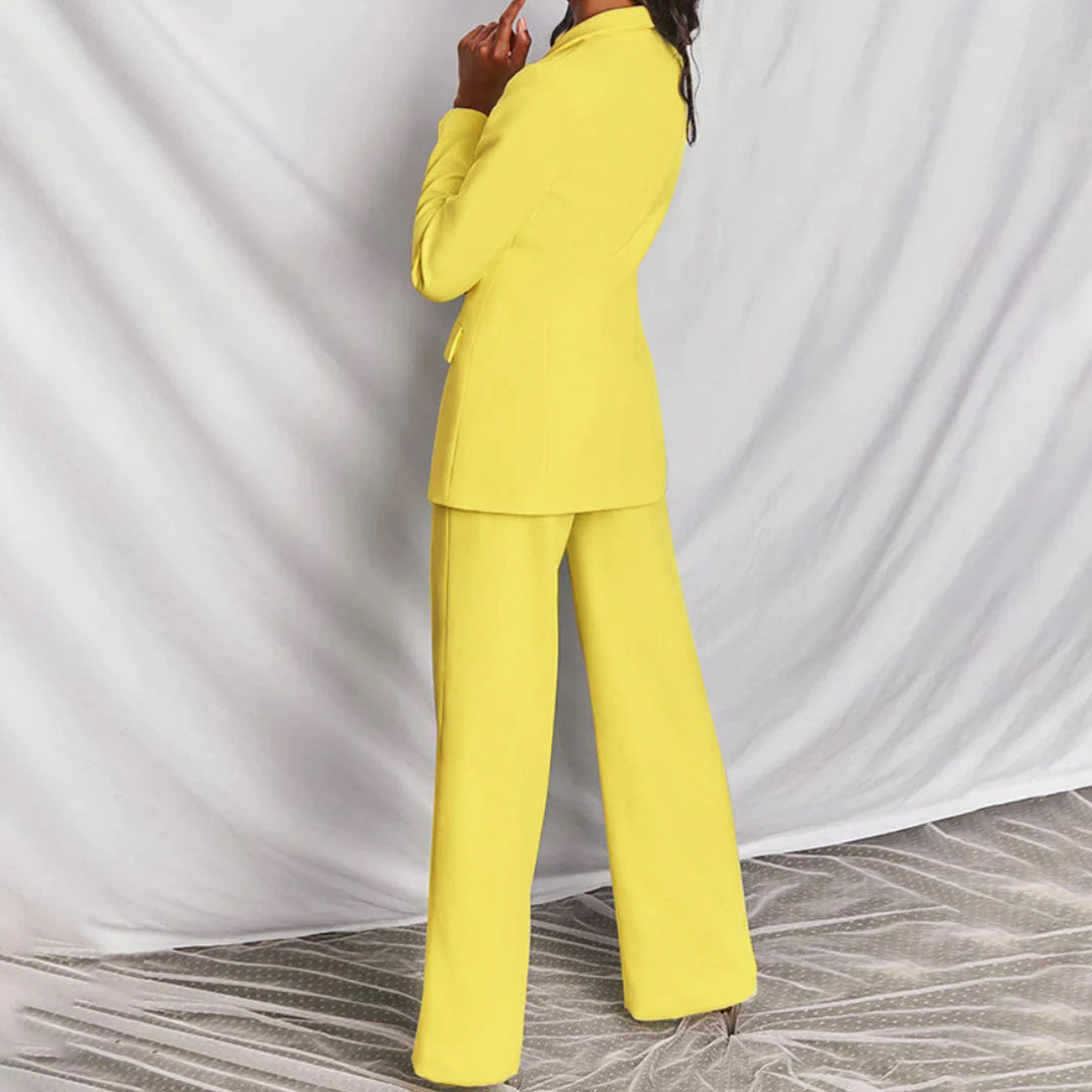 Lucia - Conjunto Chic de Blazer y Pantalón