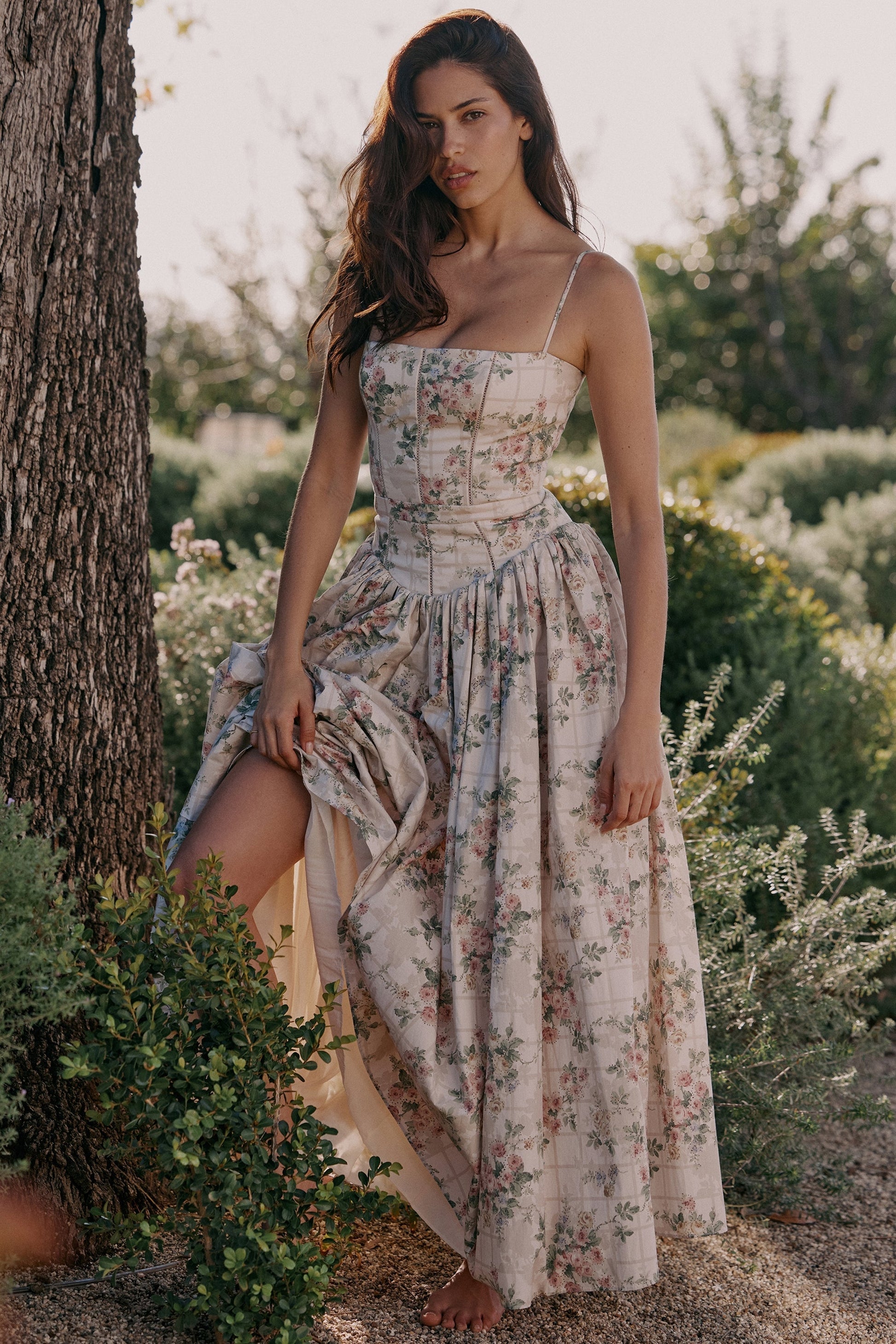 Daisy | Vestido Midi de Flores con Cintura Recolectada