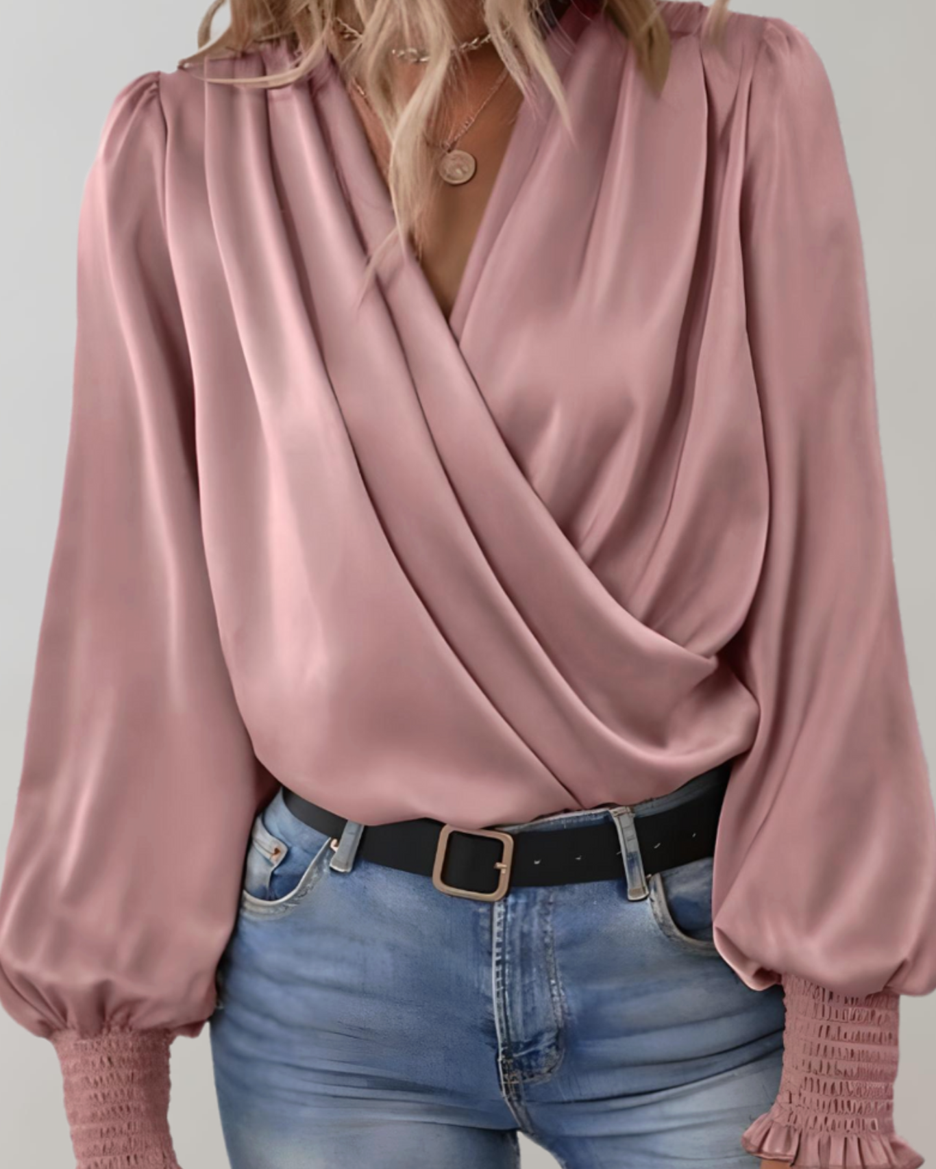 Quinn | Blusa Elegante de Manga Larga con Escote en V