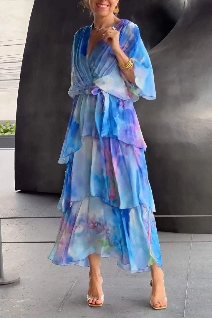 Linda | Vestido Elegante y Estiloso con Capas