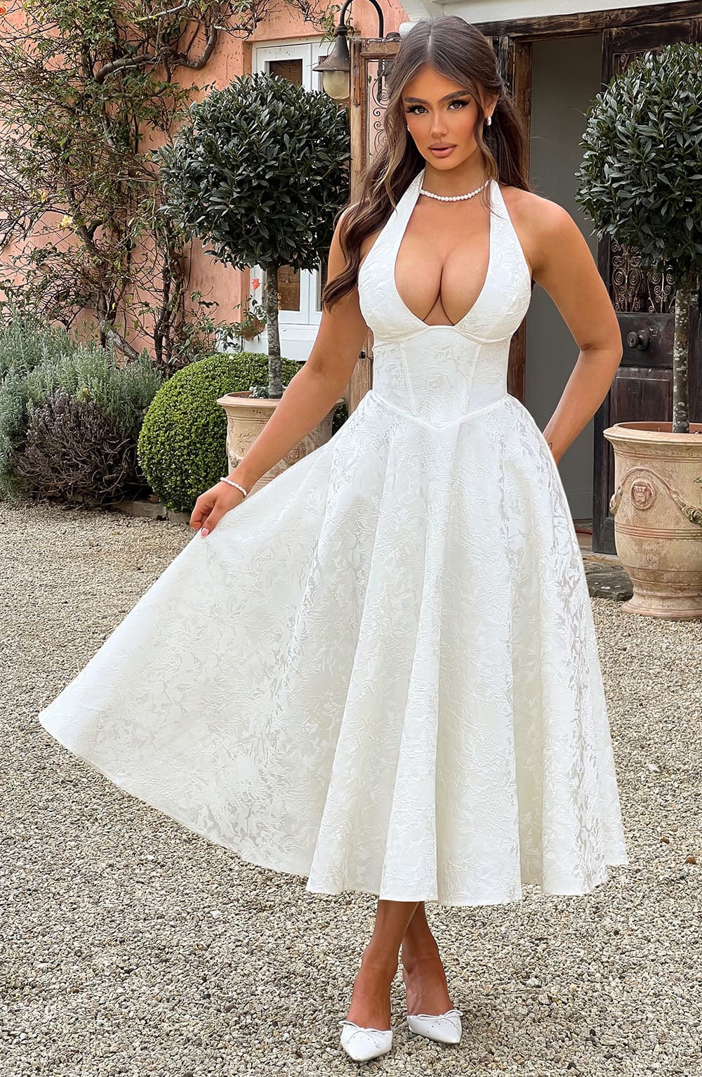 Talia – Vestido Floral Aéreo