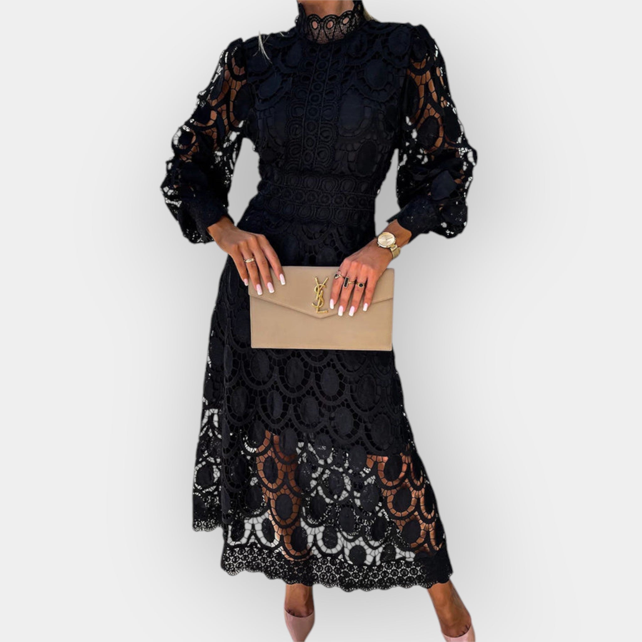 Vestido Romántico con Detalles de Encaje