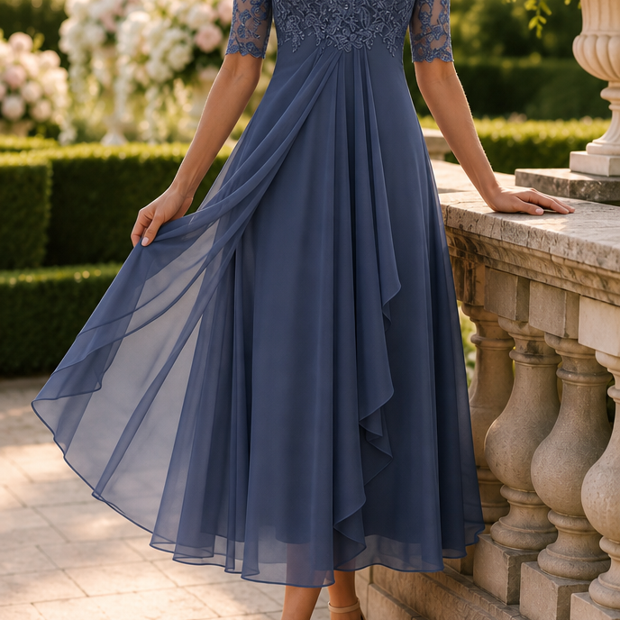 Vestido Elegante de Encaje con Falda Acampanada para Mujeres