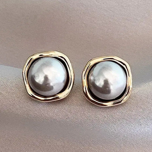 Pendientes de Perlas Negras Elegantes con Gracia Atemporal