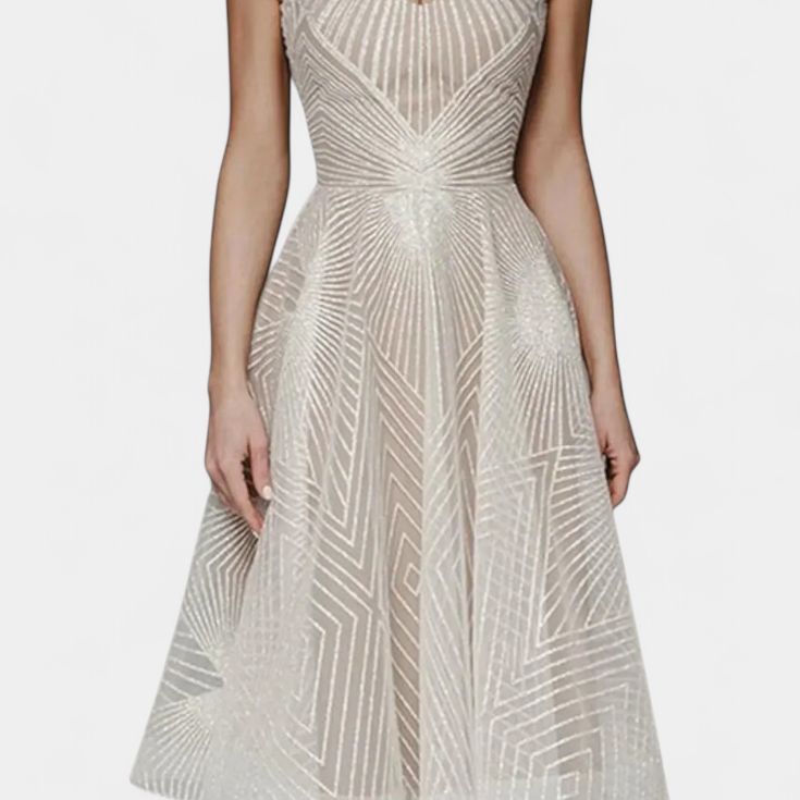 Everleigh Vestido Largo con Bordados y Corte en A
