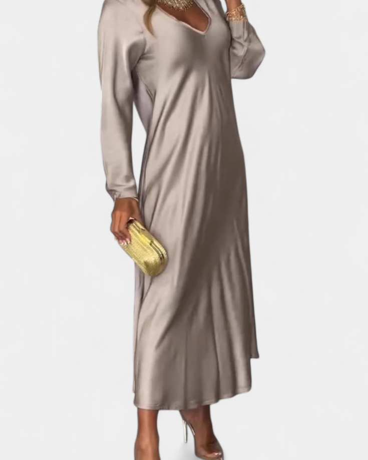 Riva Vestido Fluido con Escote en V y Mangas Largas