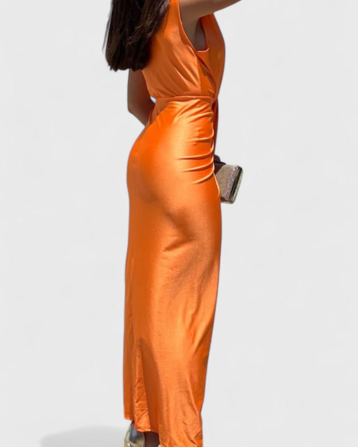 Lakisha Vestido Midi Fruncido con Escote Profundo