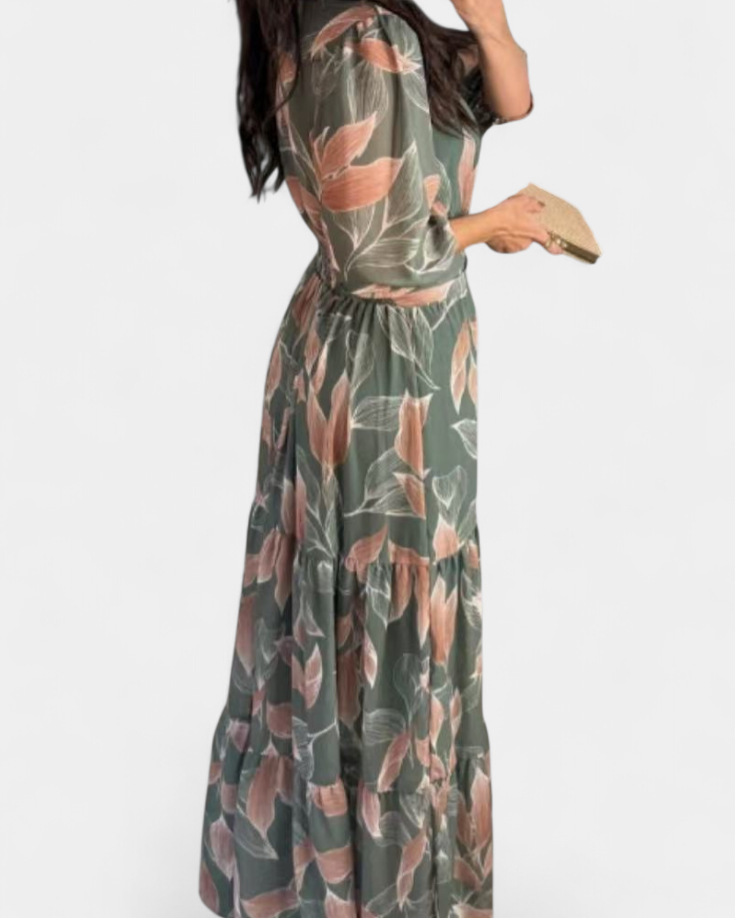 Aísha Vestido Largo Floral con Corte Fluido y Motivo de Hojas