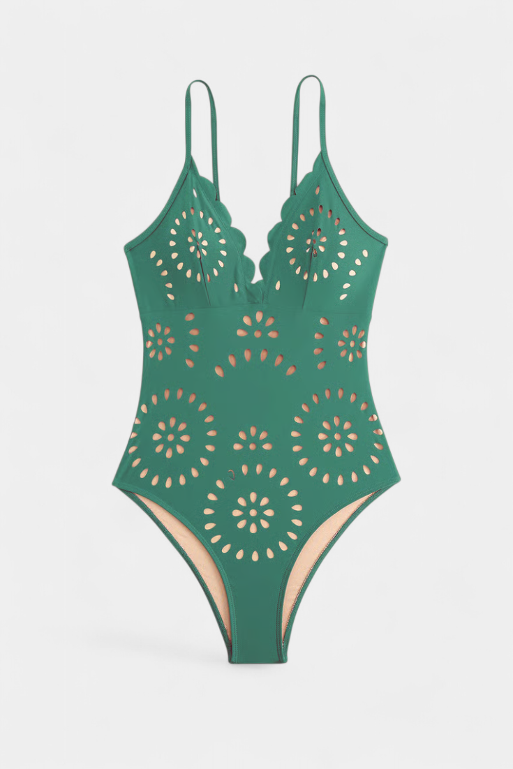 Auhria | Swimsuit con Falda y Detalle Floral Calado