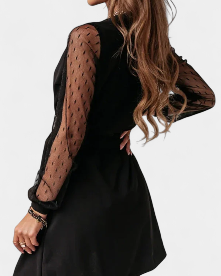 Calandra Vestido Mini Elegante con Escote Sofisticado y Silueta Favorecedora