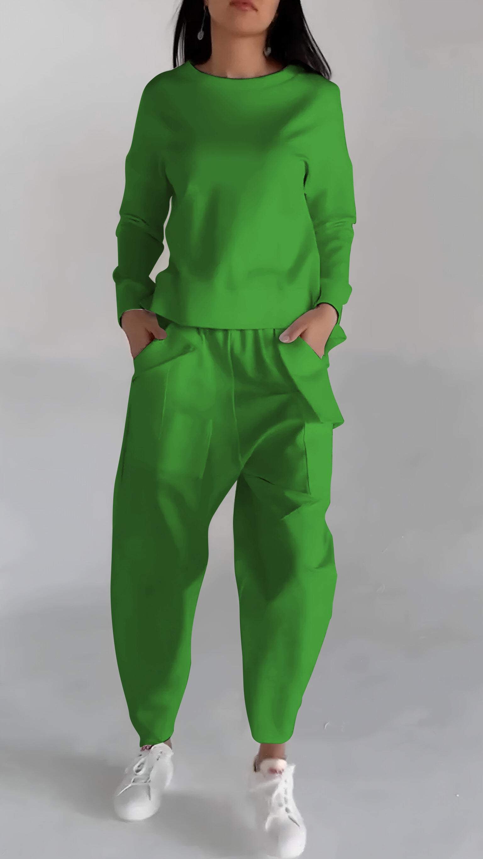 Lotte | Conjunto de Dos Piezas con Cuello Redondo y Mangas Largas