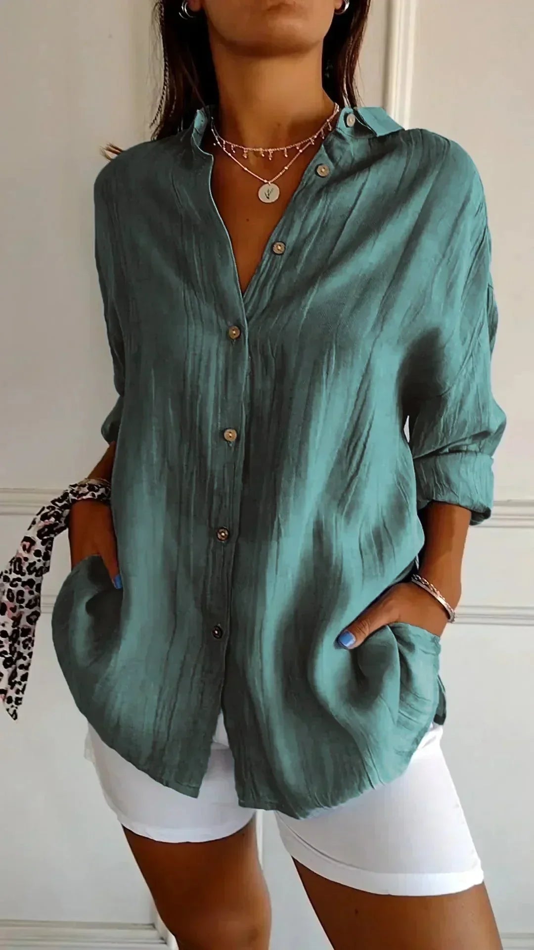 KAIA – BLUSA DE ALTA CALIDAD